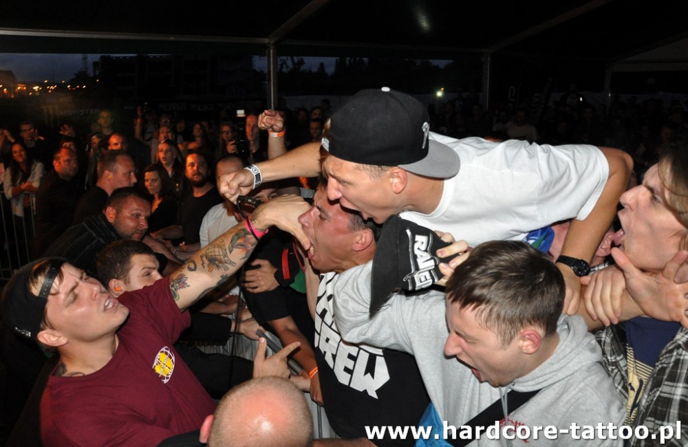 trapped_under_ice_6_20120809_1538479773