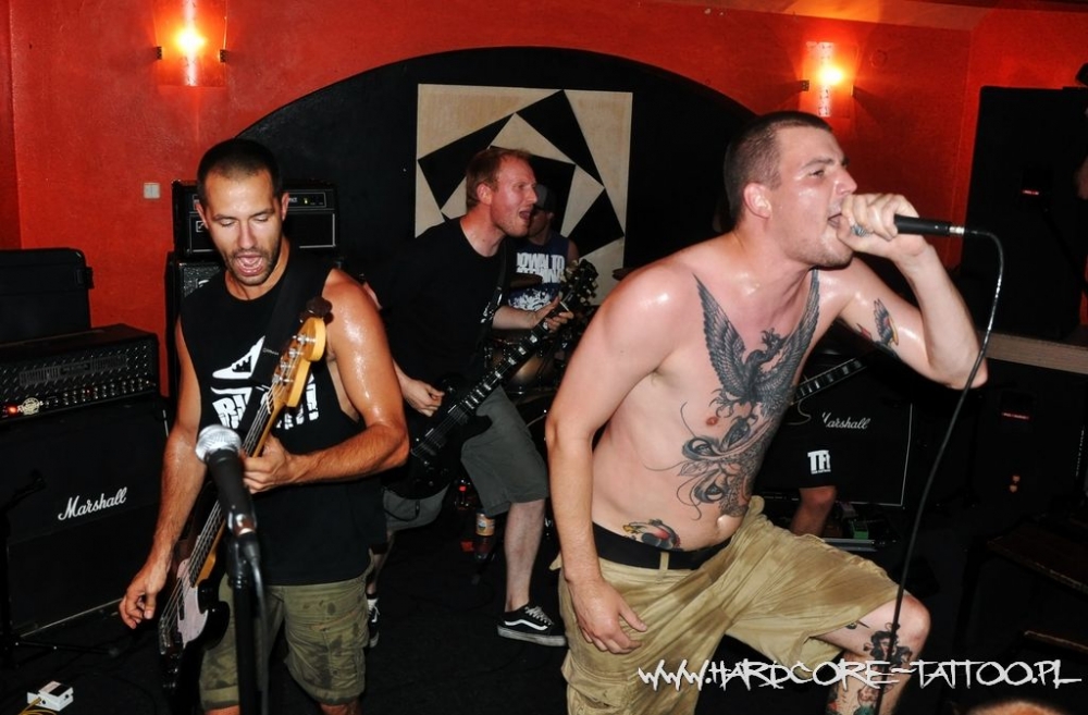 no_turning_back_20110815_1751923487