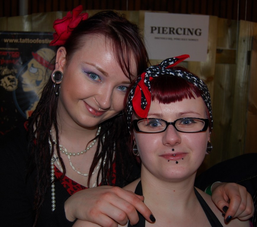 ewa_i_katarzyna_prowadzce_seminarium_20111205_1685907747