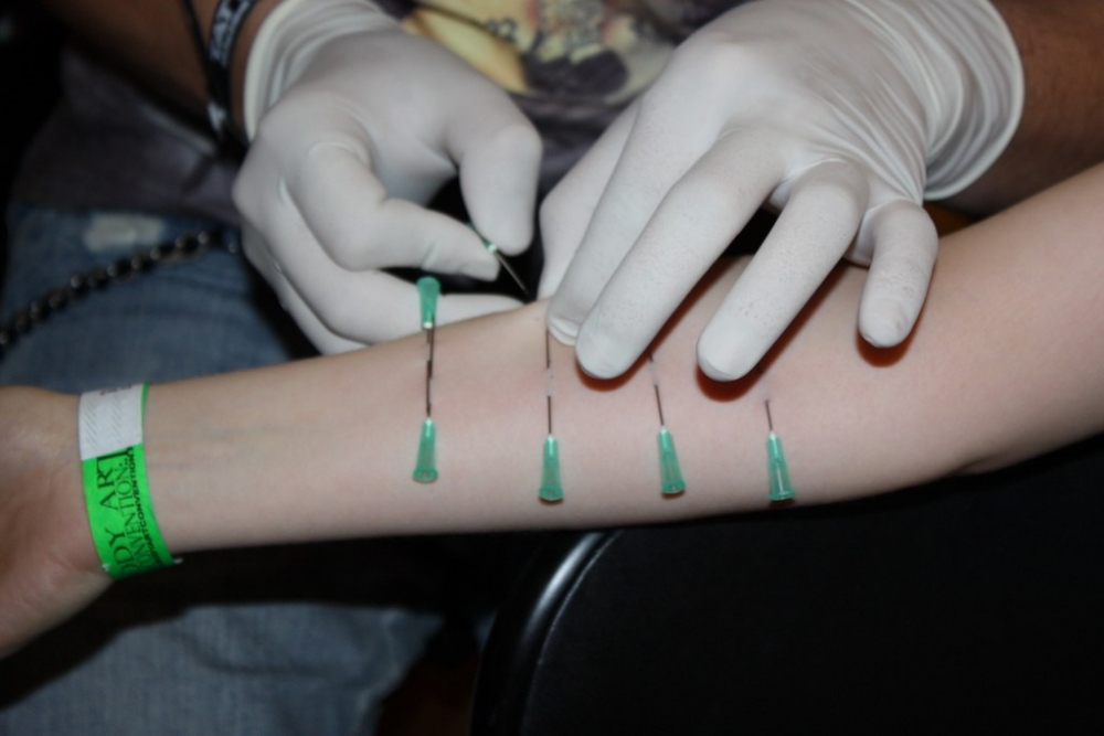 piercing_ahmyta_20111205_1626886963