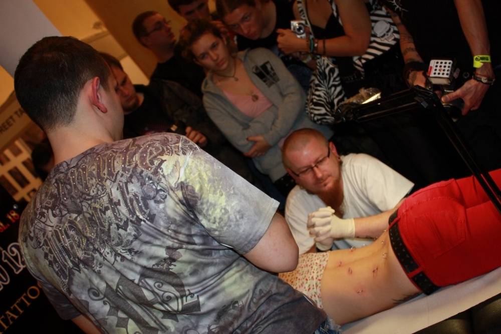 piercing_ahmyta_i_morbida_20111205_1777536397
