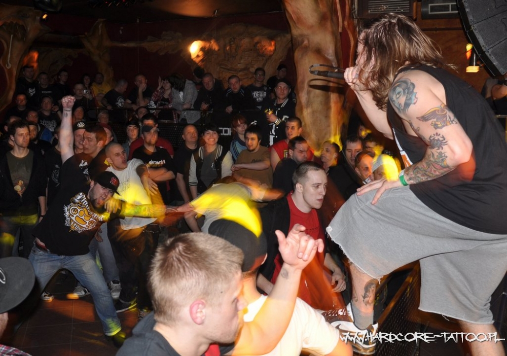 trapped_under_ice_20110322_1074737518